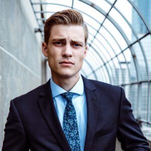 estate agent 2 300x300